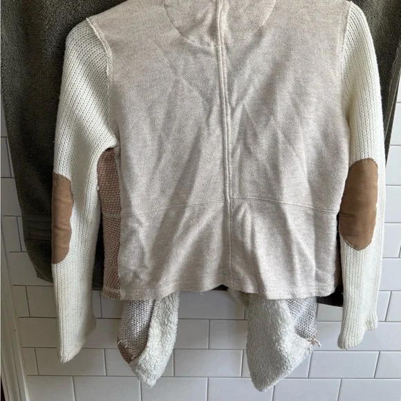 Anthropologie -Saturday Sunday-Cozy Cream/Tan Open-Front Sherpa Shawl/Cardigan - Picture 8 of 15